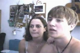 سكس قوي ٣ ازبار في طيظ واحدxxn